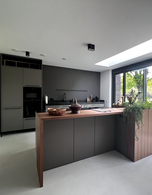 /assets/projects/apeldoorn-house-full-redesign/house3.jpg